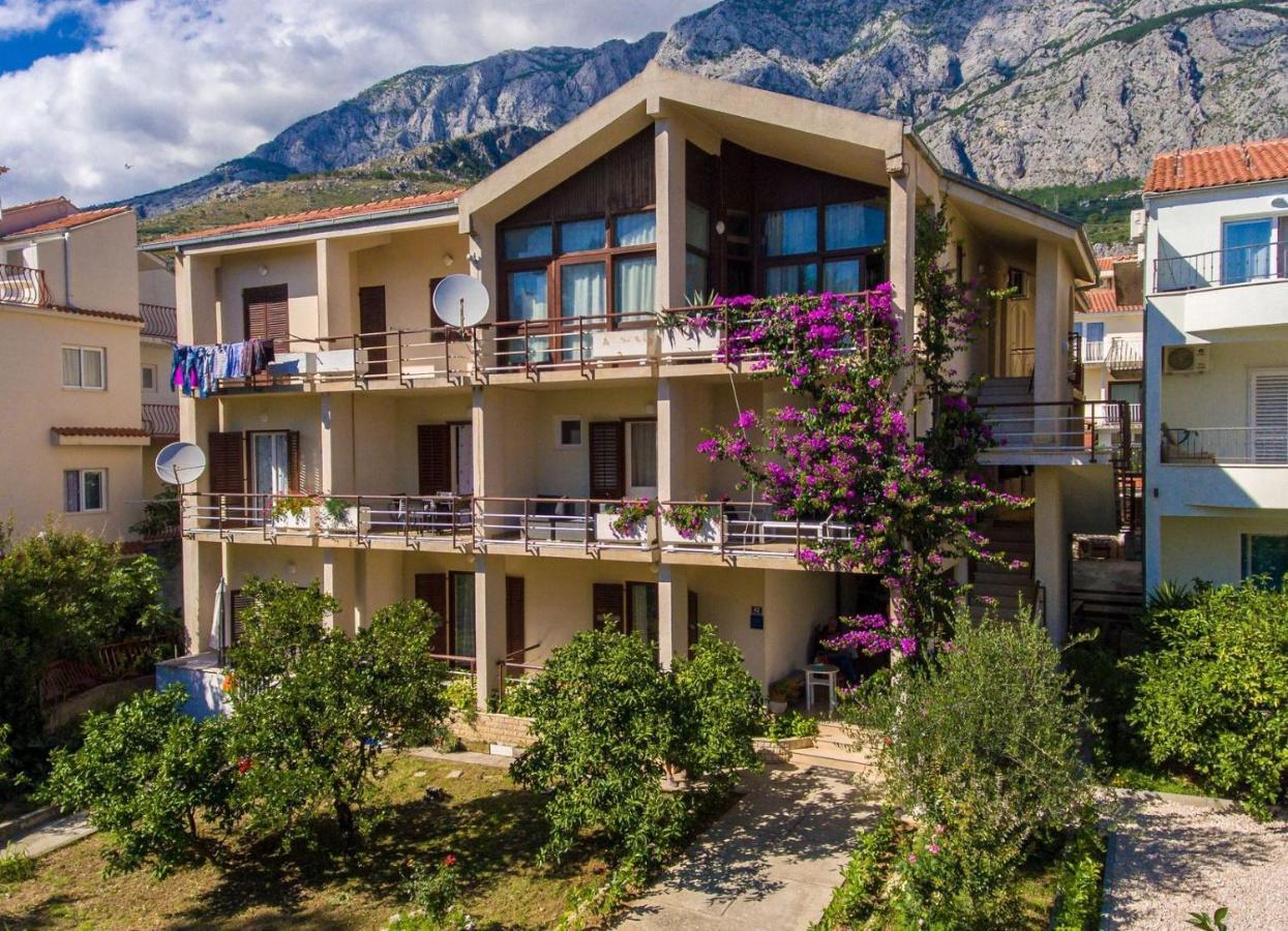 Apartments Agneza Tučepi Exterior foto